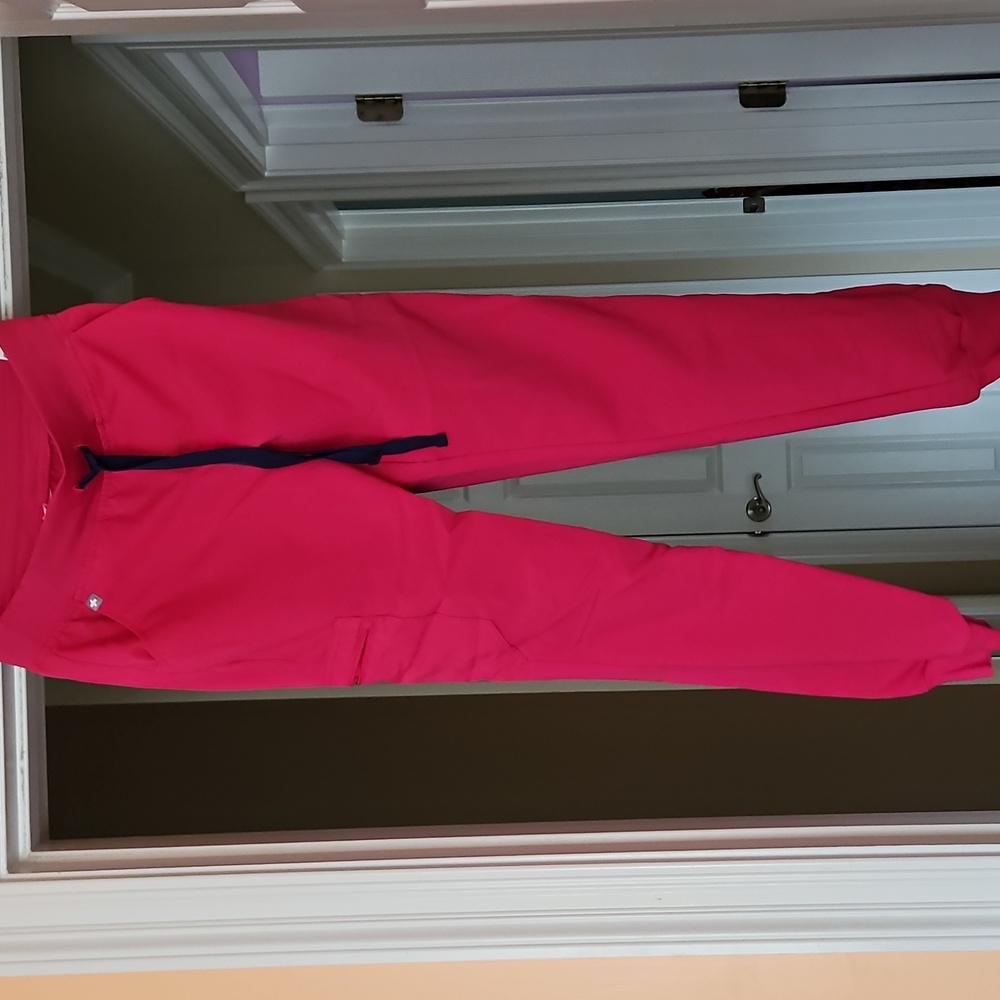 Figs Zamora Ultra Rose Scrub Joggers